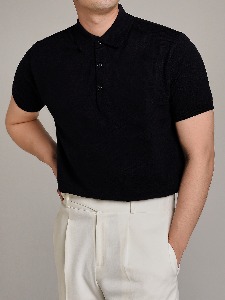 soft touch solid polo knit (black)